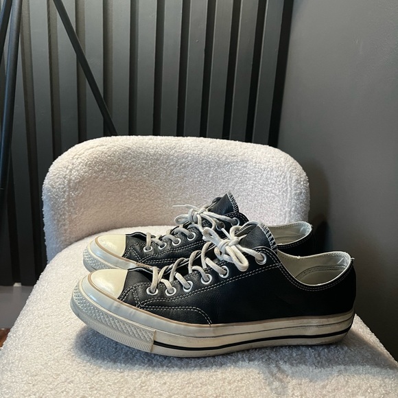 Leather Converse All Star size 8.5 - Picture 1 of 4